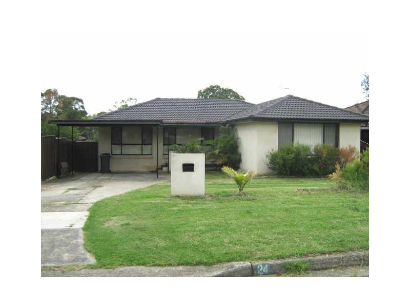 24 Grose Ave, Lurnea NSW 2170