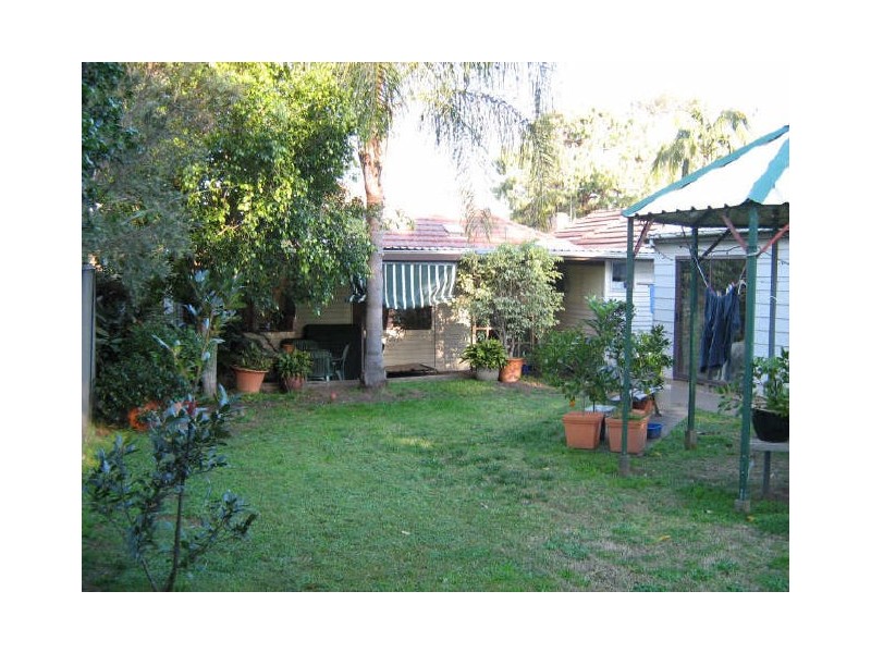 8 Casula Road, Casula NSW 2170