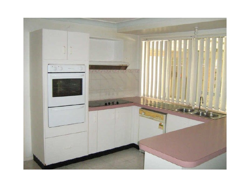 10 Trainer Ave, Casula NSW 2170