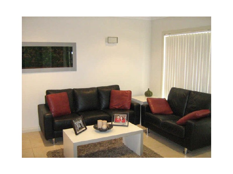 7 Pecan Pl, Casula NSW 2170