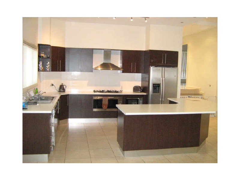 7 Pecan Pl, Casula NSW 2170