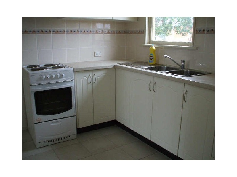 27 Facey Crescent, Lurnea NSW 2170