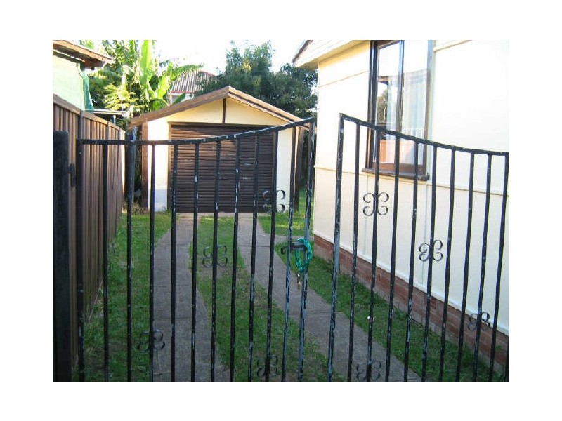 32 Munyang St, Heckenberg NSW 2168