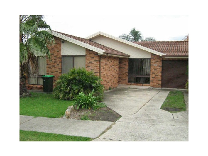 19 Jabiru St, Green Valley NSW 2168