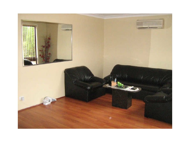 19 Jabiru St, Green Valley NSW 2168