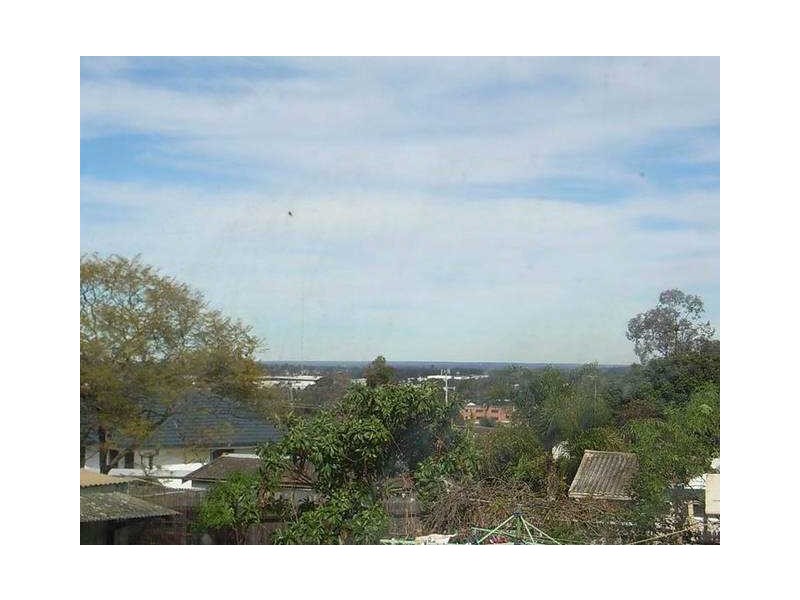 16 Ayrshire St, Busby NSW 2168