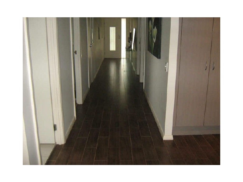 3A Shute Way, Casula NSW 2170