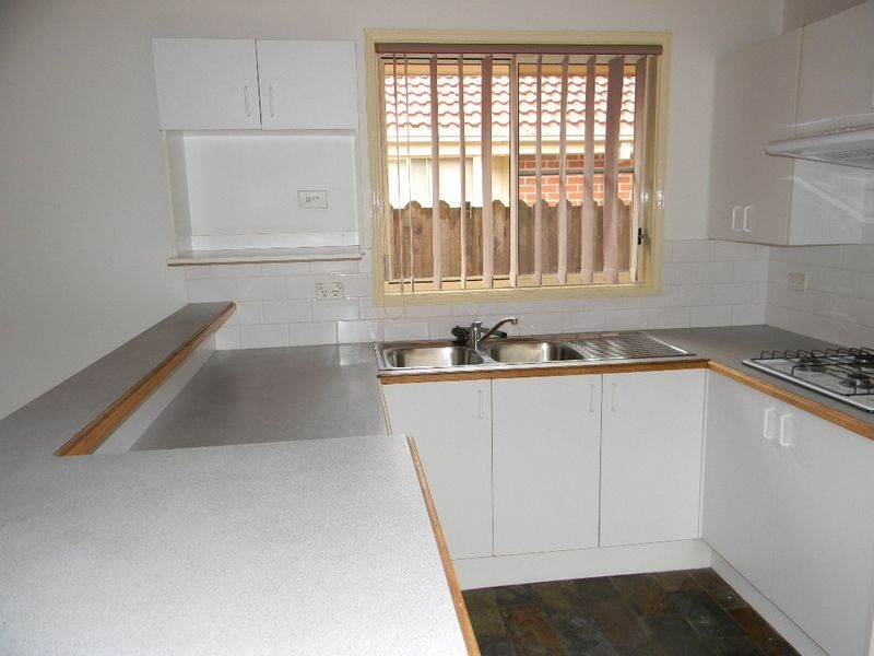 23 Brickendon Crt, Wattle Grove NSW 2173