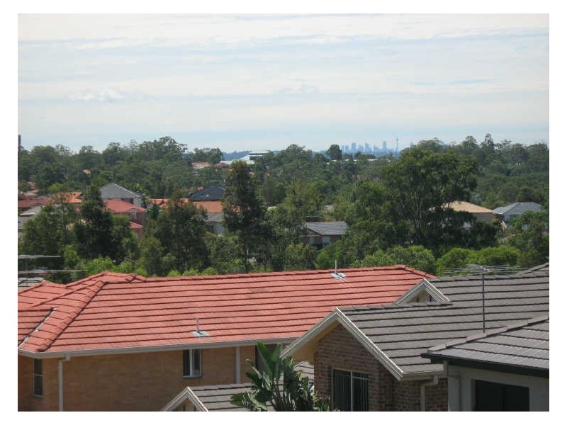 9 Streeton Pl, Casula NSW 2170