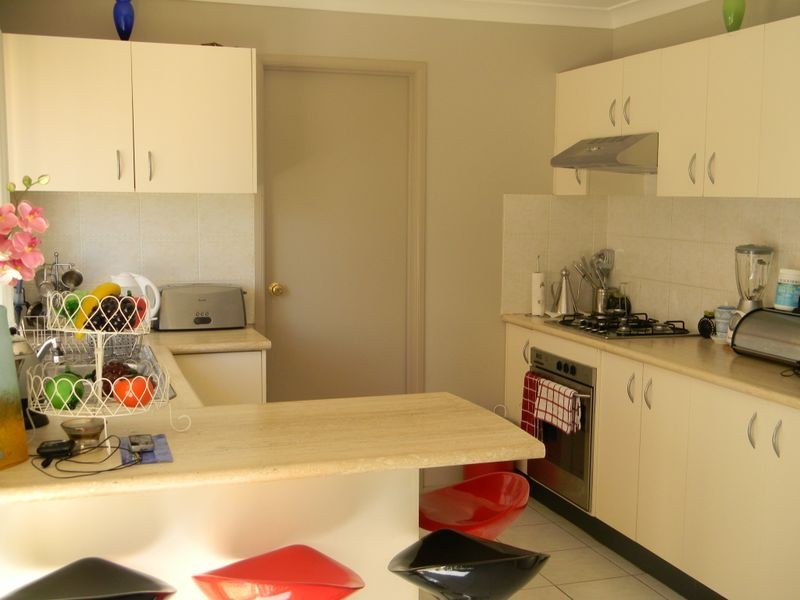 17a Gilmore Rd, Casula NSW 2170
