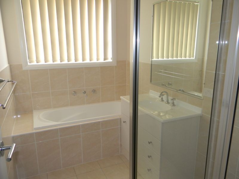 65 A Keppel Crt, Hinchinbrook NSW 2168