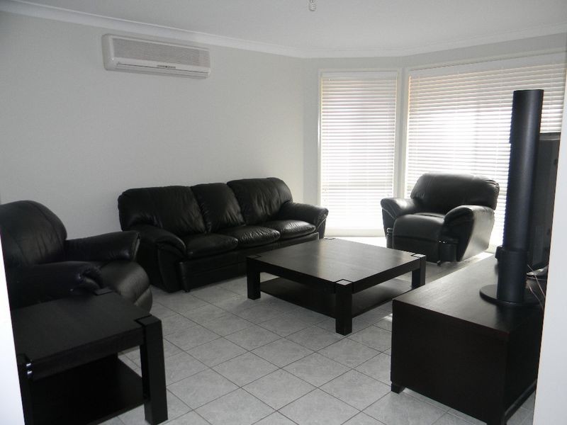 12 Yarra  Place, Prestons NSW 2170