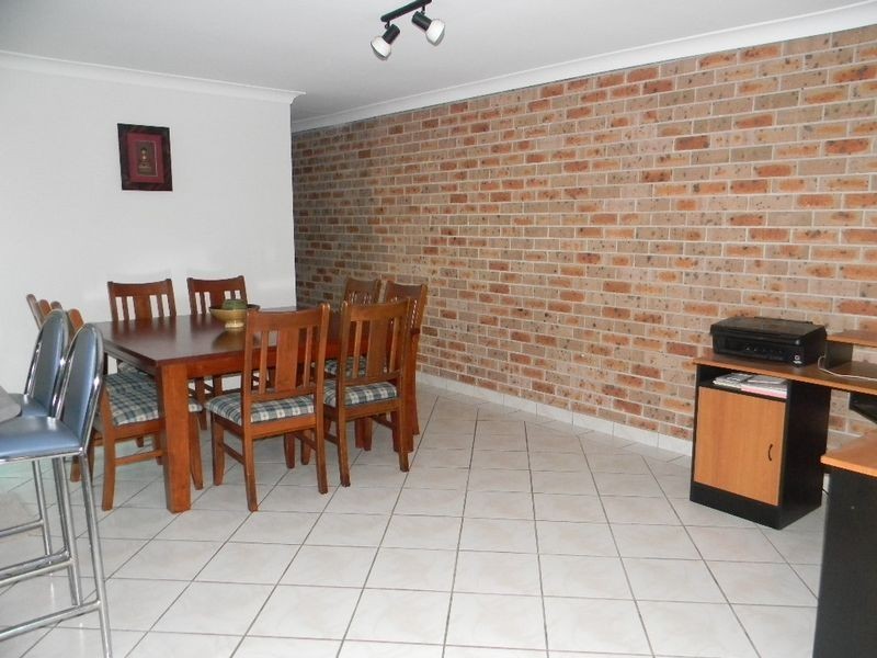 62 Kendall Drive, Casula NSW 2170