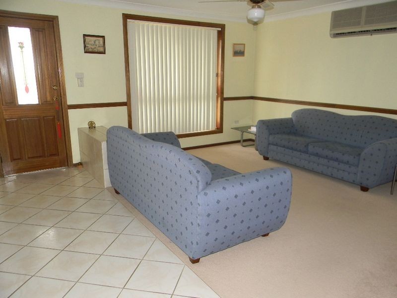 62 Kendall Drive, Casula NSW 2170