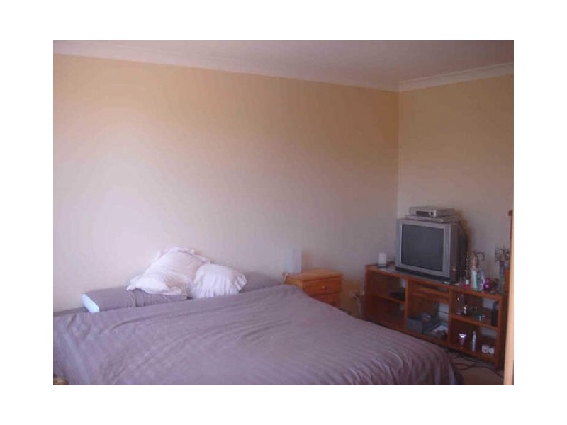 18C Kitson Way, Casula NSW 2170