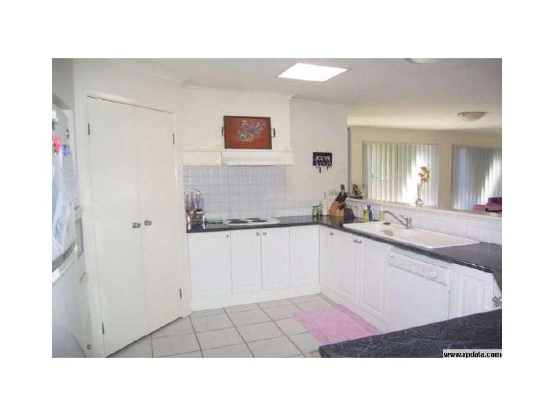 6 Mollymook Street, Prestons NSW 2170