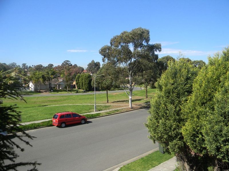 85A Ingham Drive, Casula NSW 2170