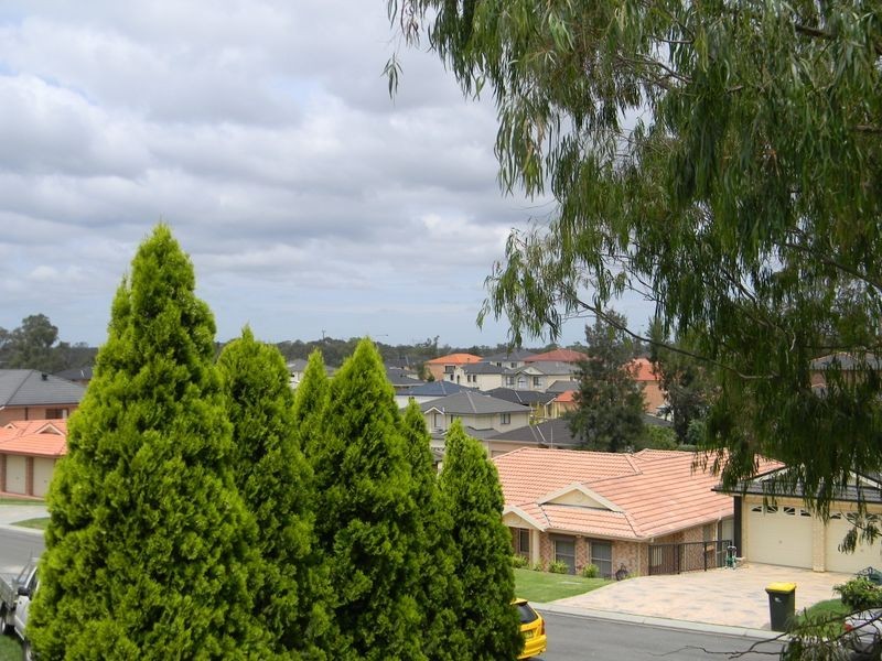 15b Harpur Pl, Casula NSW 2170