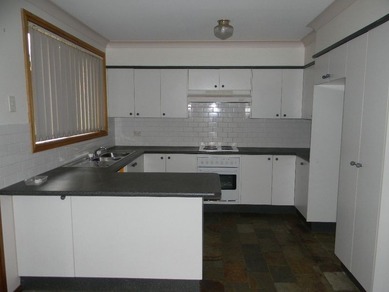 9 B Kurrajong Rd, Casula NSW 2170