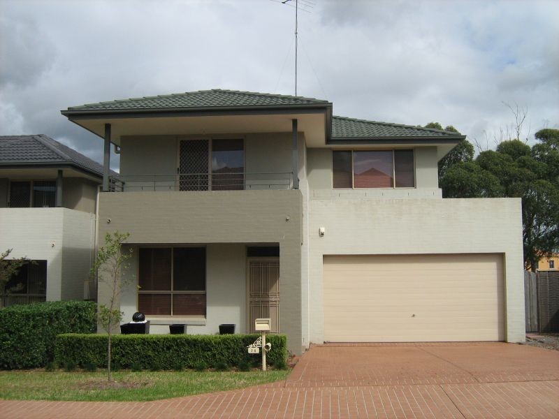 34 Roth St, Casula NSW 2170