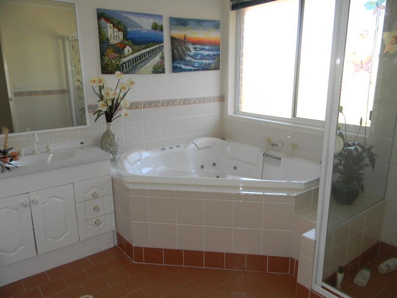 17B Gilmore Road, Casula NSW 2170