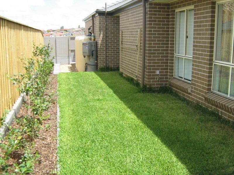 21 Conway Ave, West Hoxton NSW 2171