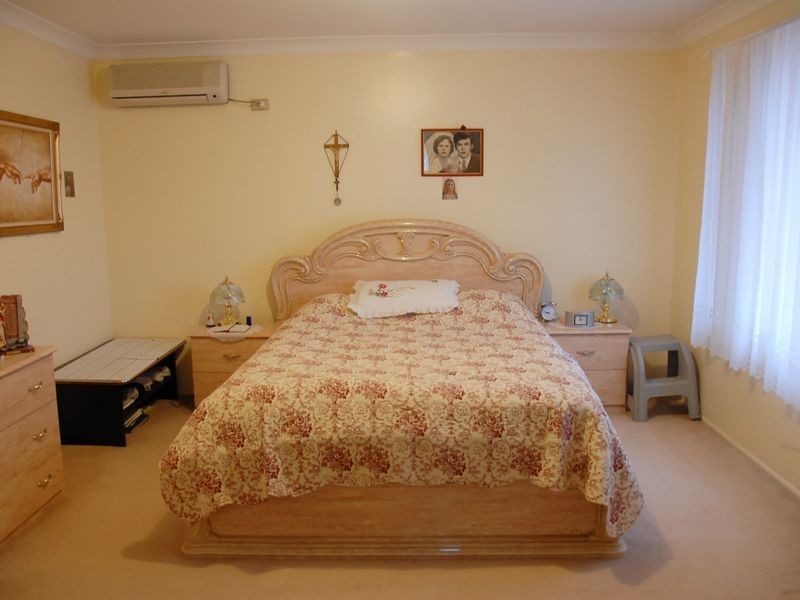 Hoxton Park NSW 2171