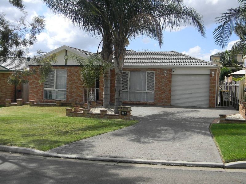 197 Braidwood Dr, Prestons NSW 2170