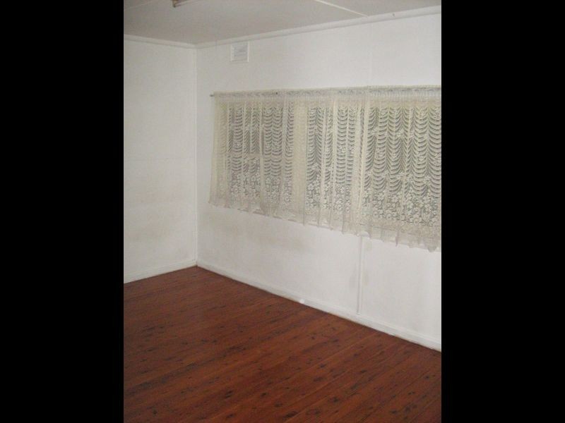 48 Holland Cres, Casula NSW 2170