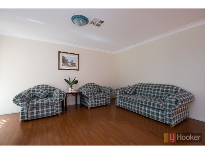 12 Harpur Place, Casula NSW 2170