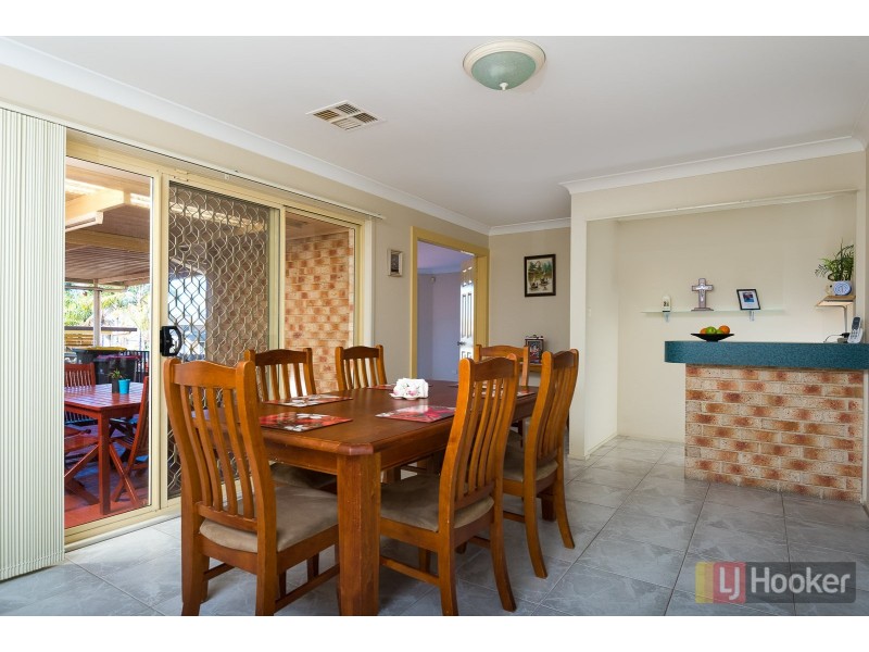 12 Harpur Place, Casula NSW 2170