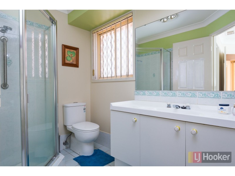 12 Harpur Place, Casula NSW 2170