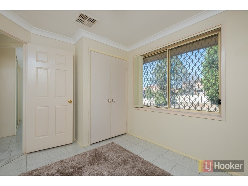 12 Harpur Place, Casula NSW 2170