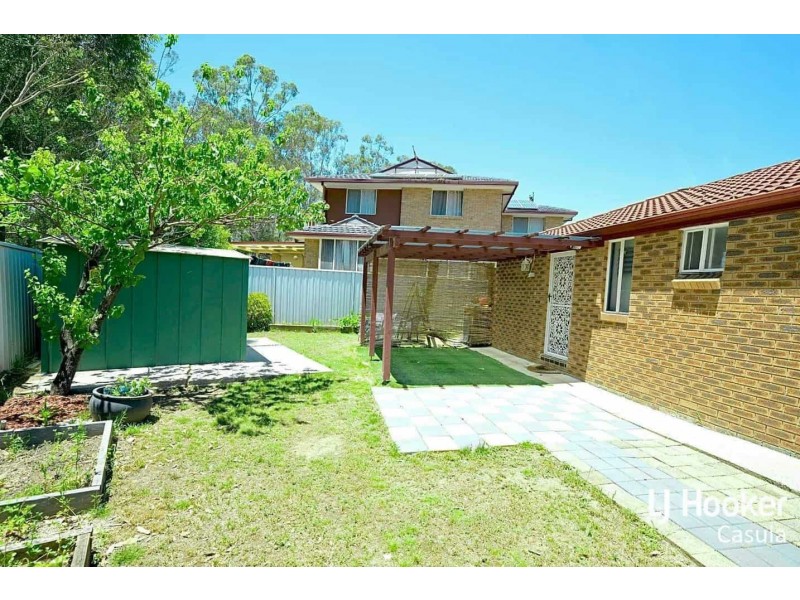 49 Lyrebird Crescent, Green Valley NSW 2168