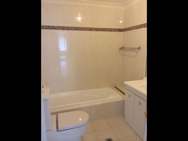 3/8 Boldrewood Ave, Casula NSW 2170