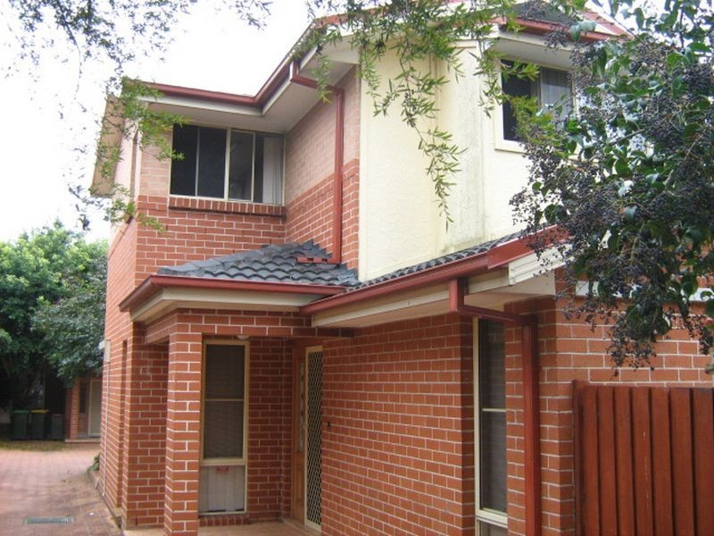 52 Flowerdale Road, Liverpool NSW 2170