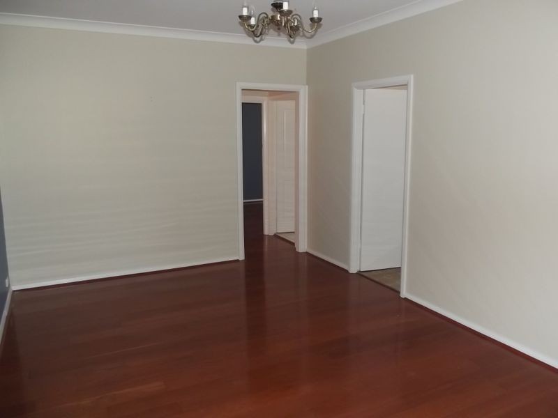 85 Graham Ave, Lurnea NSW 2170