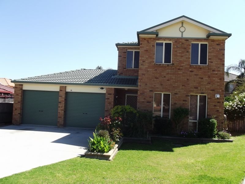 8 Dahlia Pl, Prestons NSW 2170