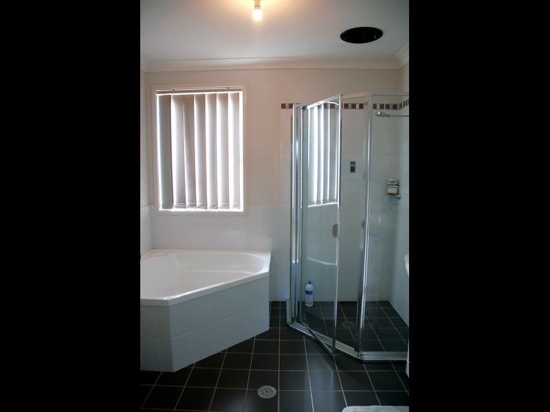 West Hoxton NSW 2171