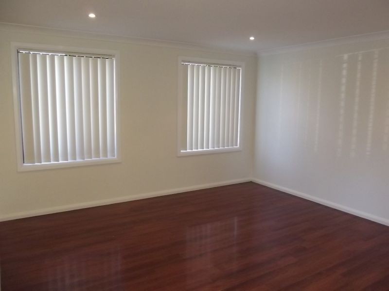 2 Kendall Drive, Casula NSW 2170