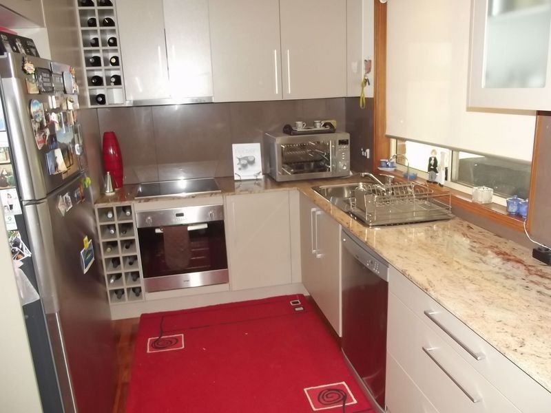 27 Kitchen Pl, West Hoxton NSW 2171