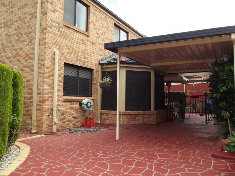 30A Kendall Dr, Casula NSW 2170