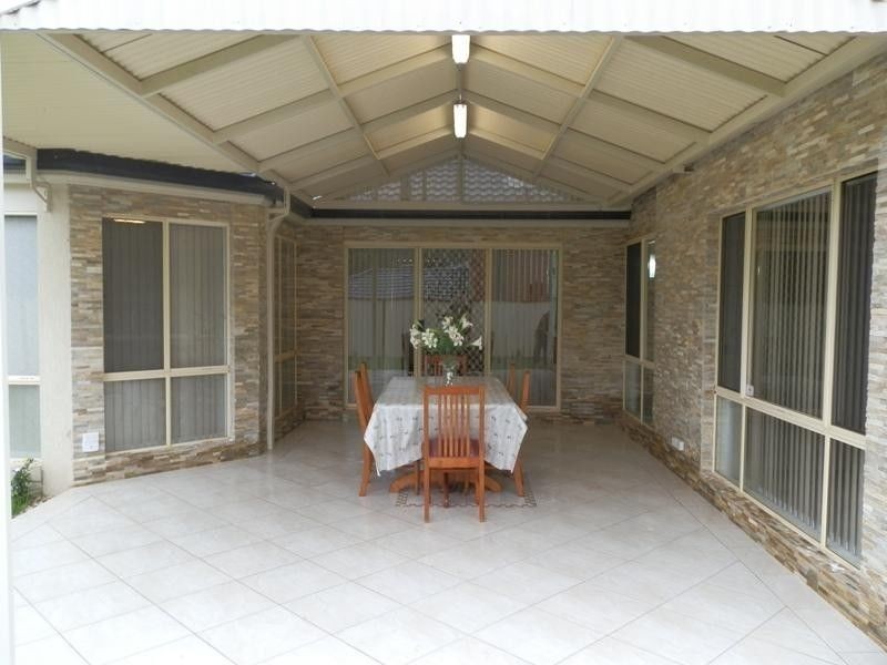 19 Slessor Rd, Casula NSW 2170
