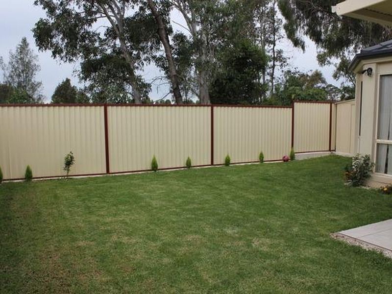 19 Slessor Rd, Casula NSW 2170