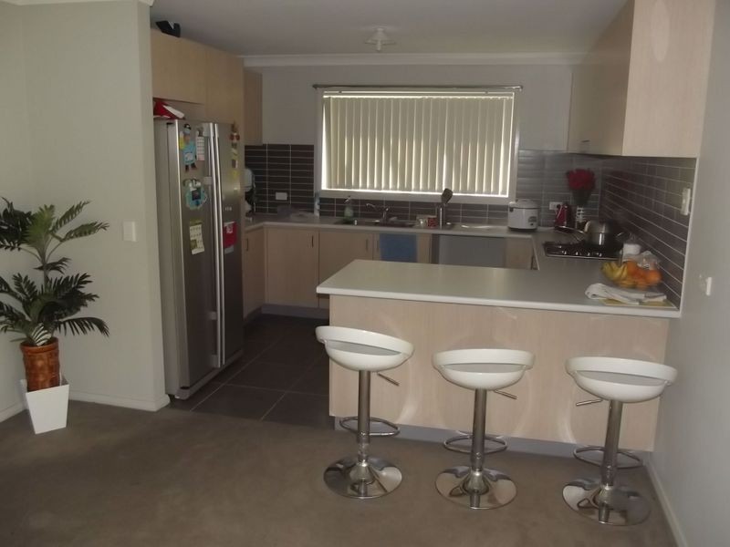 99 Atlantic Bvd, Glenfield NSW 2167