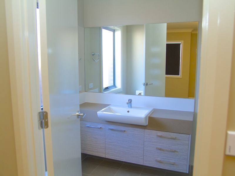 Gregory Hills NSW 2557
