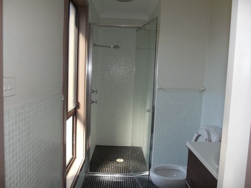 9 McCubbin Place, Casula NSW 2170