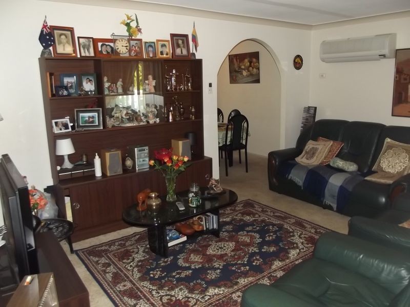 20 Supply Av, Lurnea NSW 2170