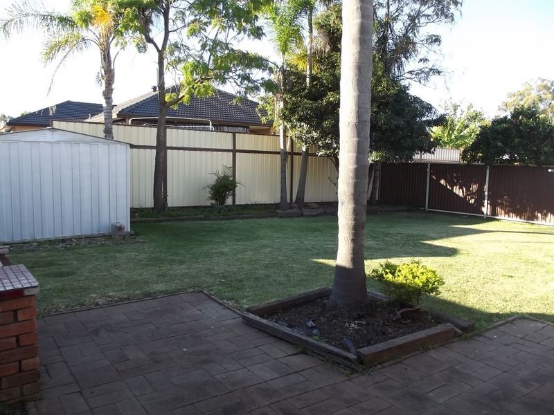 20 Supply Av, Lurnea NSW 2170