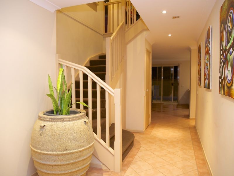10 San Marino Drive, Prestons NSW 2170